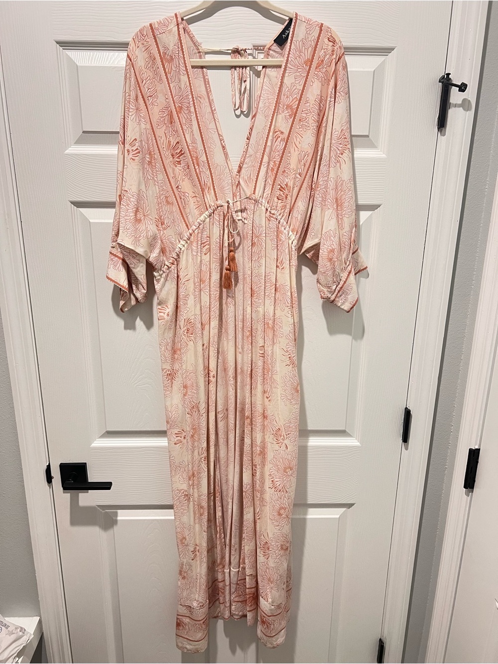 Aakaa Pink Floral Print Kimono